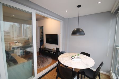 Apartamento à venda com 41m², 1 quarto e 1 vagaSala / Cozinha - Varanda