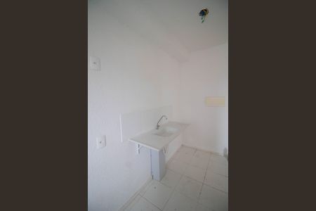 Apartamento à venda com 42m², 2 quartos e sem vaga Apartamento à venda com 42m², 2 quartos e sem vagaCOZINHA E ÁREA DE SERVIÇO