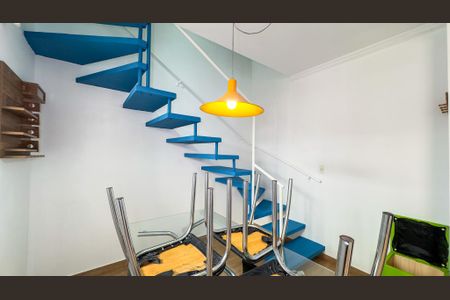 Casa para alugar com 75m², 2 quartos e 1 vaga Casa para alugar com 75m², 2 quartos e 1 vagaSala