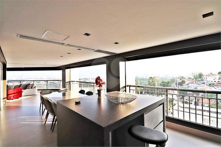 Apartamento à venda com 3 quartos, 472m² em Vila Ester (Zona Norte), São Paulo