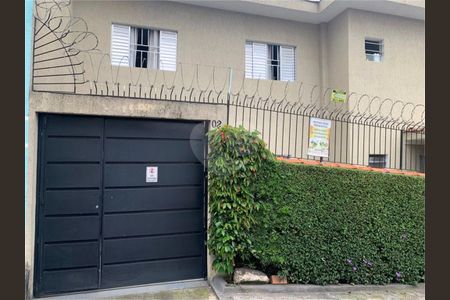 Casa à venda com 115m², 4 quartos e sem vaga
