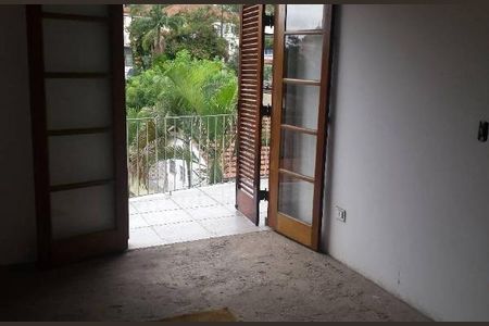 Casa à venda com 4 quartos, 450m² em Tremembé, São Paulo