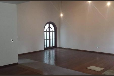 Casa à venda com 4 quartos, 450m² em Tremembé, São Paulo