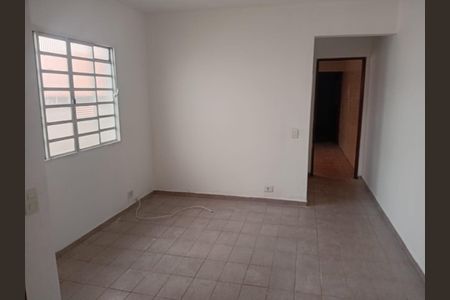 Sala de casa para alugar com 2 quartos, 78m² em Capão Redondo, São Paulo
