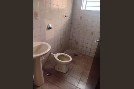 Banheiro 1 de casa para alugar com 2 quartos, 78m² em Capão Redondo, São Paulo