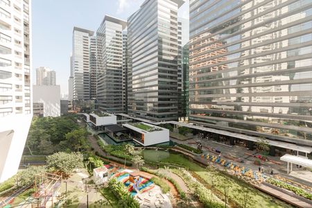 Apartamento à venda com 196m², 3 quartos e 3 vagas Apartamento à venda com 196m², 3 quartos e 3 vagasVista da Suíte 3