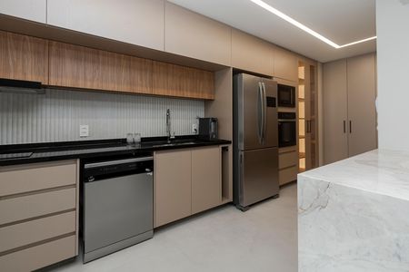 Apartamento à venda com 196m², 3 quartos e 3 vagas Apartamento à venda com 196m², 3 quartos e 3 vagasCozinha