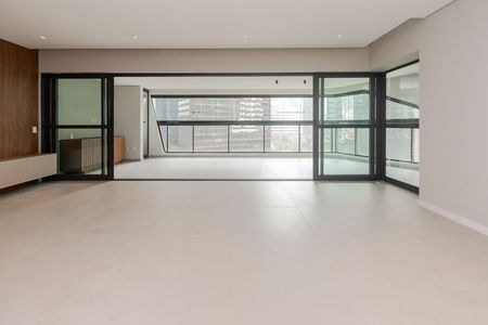 Sala de apartamento para alugar com 3 quartos, 196m² em Chácara Santo Antônio (zona Sul), São Paulo