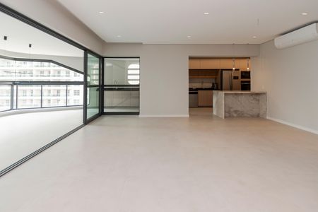 Apartamento à venda com 196m², 3 quartos e 3 vagas Apartamento à venda com 196m², 3 quartos e 3 vagasSala