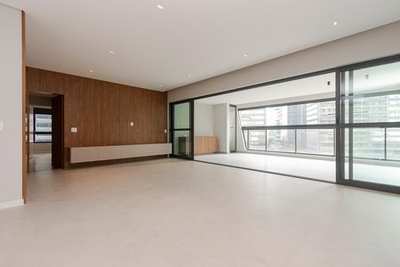 Apartamento à venda com 196m², 3 quartos e 3 vagas Apartamento à venda com 196m², 3 quartos e 3 vagasSala