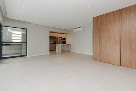 Apartamento à venda com 196m², 3 quartos e 3 vagas Apartamento à venda com 196m², 3 quartos e 3 vagasSala