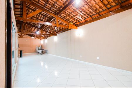Casa para alugar com 500m², 3 quartos e 3 vagasSalão de Festas