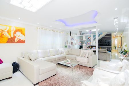 Casa para alugar com 500m², 3 quartos e 3 vagasSala