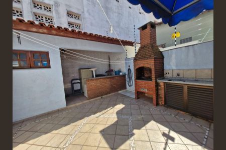 Casa para alugar com 180m², 3 quartos e 4 vagas Casa para alugar com 180m², 3 quartos e 4 vagasÁrea externa
