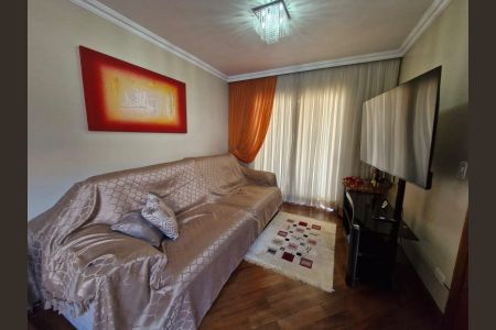 Casa para alugar com 180m², 3 quartos e 4 vagas Casa para alugar com 180m², 3 quartos e 4 vagasSala