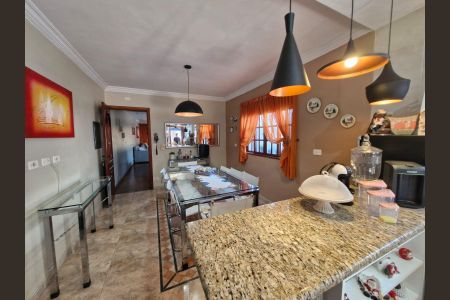 Casa para alugar com 180m², 3 quartos e 4 vagas Casa para alugar com 180m², 3 quartos e 4 vagasCozinha