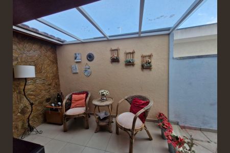 Casa para alugar com 180m², 3 quartos e 4 vagas Casa para alugar com 180m², 3 quartos e 4 vagasÁrea externa