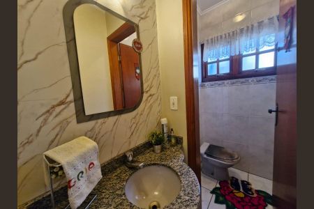 Casa para alugar com 180m², 3 quartos e 4 vagas Casa para alugar com 180m², 3 quartos e 4 vagasBanheiro 1