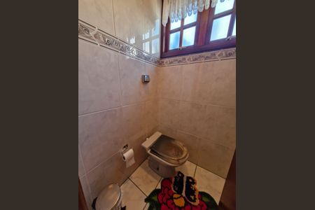 Casa para alugar com 180m², 3 quartos e 4 vagas Casa para alugar com 180m², 3 quartos e 4 vagasBanheiro