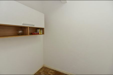 Apartamento à venda com 73m², 2 quartos e 1 vaga Apartamento à venda com 73m², 2 quartos e 1 vagaQuarto de Serviço