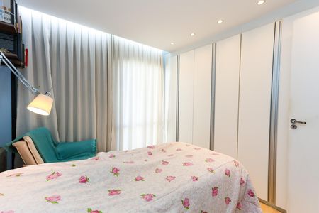 Apartamento à venda com 160m², 4 quartos e 3 vagas Apartamento à venda com 160m², 4 quartos e 3 vagassuíte 1