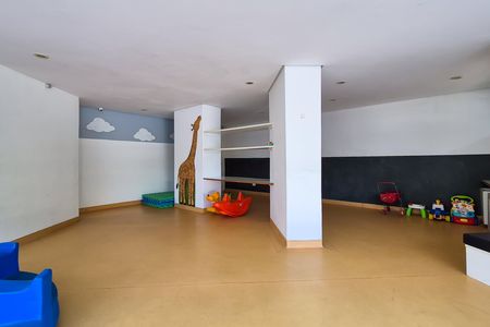 Apartamento à venda com 160m², 4 quartos e 3 vagas Apartamento à venda com 160m², 4 quartos e 3 vagasBrinquedoteca