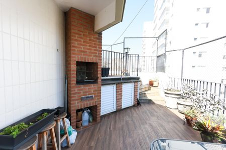Apartamento à venda com 160m², 4 quartos e 3 vagas Apartamento à venda com 160m², 4 quartos e 3 vagas Churrasqueira