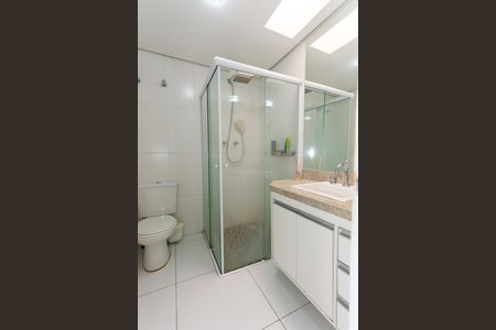 Apartamento à venda com 160m², 4 quartos e 3 vagas Apartamento à venda com 160m², 4 quartos e 3 vagasBanheiro da Suíte 3