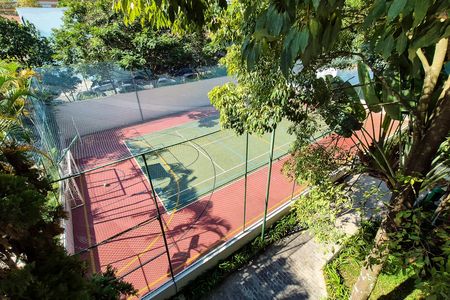 Apartamento à venda com 160m², 4 quartos e 3 vagas Apartamento à venda com 160m², 4 quartos e 3 vagasQuadra Esportiva