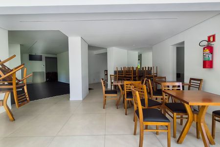 Apartamento à venda com 160m², 4 quartos e 3 vagas Apartamento à venda com 160m², 4 quartos e 3 vagasÁrea comum - Salão de festas
