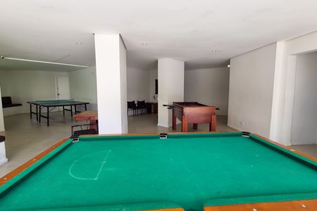 Apartamento à venda com 160m², 4 quartos e 3 vagas Apartamento à venda com 160m², 4 quartos e 3 vagasSalão de jogos