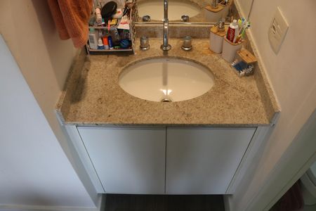 Apartamento à venda com 42m², 1 quarto e 1 vagaBanheiro