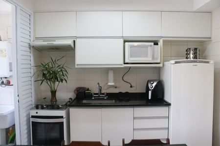 Apartamento à venda com 42m², 1 quarto e 1 vagaCozinha e Área de Serviço