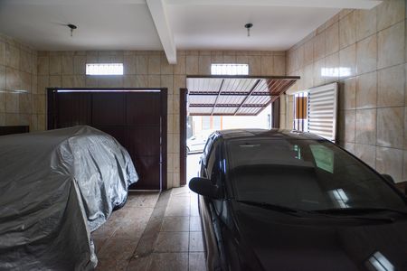 Casa à venda com 78m², 2 quartos e 2 vagas Casa à venda com 78m², 2 quartos e 2 vagasGaragem