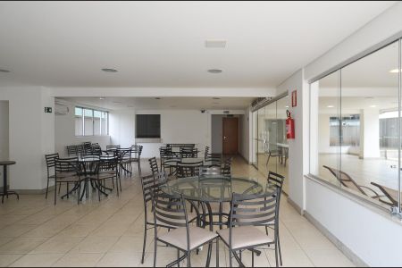 Apartamento à venda com 180m², 3 quartos e 4 vagas Apartamento à venda com 180m², 3 quartos e 4 vagasÁrea comum - Salão de festas