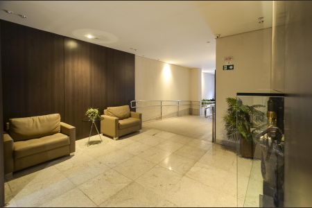 Apartamento à venda com 180m², 3 quartos e 4 vagas Apartamento à venda com 180m², 3 quartos e 4 vagasHall de entrada