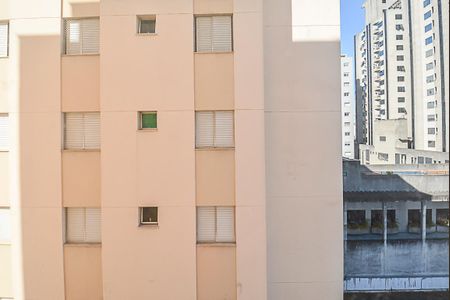 Apartamento à venda com 66m², 3 quartos e 2 vagas Apartamento à venda com 66m², 3 quartos e 2 vagasVista do Quarto 2
