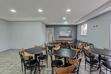 Apartamento à venda com 66m², 3 quartos e 2 vagas Apartamento à venda com 66m², 3 quartos e 2 vagasÁrea comum - Salão de festas