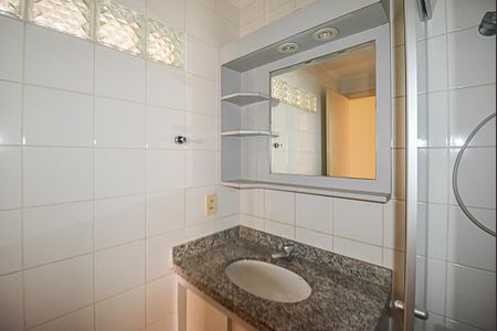Apartamento à venda com 66m², 3 quartos e 2 vagas Apartamento à venda com 66m², 3 quartos e 2 vagasBanheiro