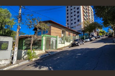 Fachada de casa à venda com 3 quartos, 290m² em Tucuruvi, São Paulo
