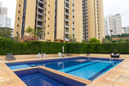 Apartamento para alugar com 70m², 2 quartos e 1 vaga Apartamento para alugar com 70m², 2 quartos e 1 vagaÁrea comum - Piscina