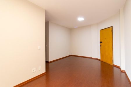 Sala de apartamento para alugar com 2 quartos, 70m² em Mansões Santo Antônio, Campinas