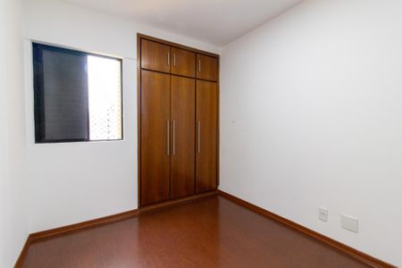 Apartamento para alugar com 70m², 2 quartos e 1 vaga Apartamento para alugar com 70m², 2 quartos e 1 vagaQuarto 2