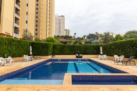 Apartamento para alugar com 70m², 2 quartos e 1 vaga Apartamento para alugar com 70m², 2 quartos e 1 vagaÁrea comum - Piscina
