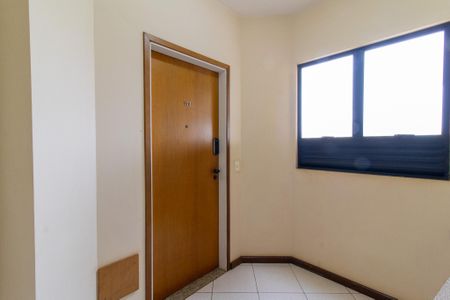 Apartamento para alugar com 70m², 2 quartos e 1 vaga Apartamento para alugar com 70m², 2 quartos e 1 vagaEntrada