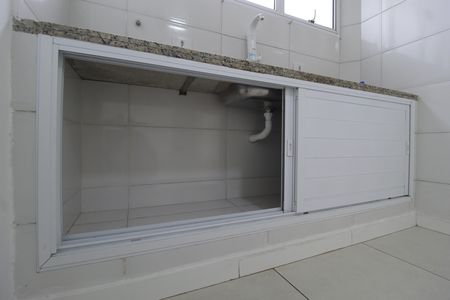 Apartamento para alugar com 74m², 2 quartos e sem vagaCozinha e Área de Serviço