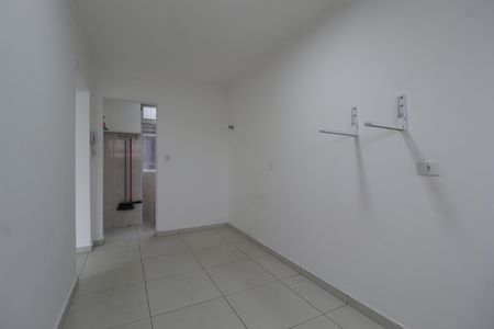 Apartamento para alugar com 74m², 2 quartos e sem vagaCozinha e Área de Serviço