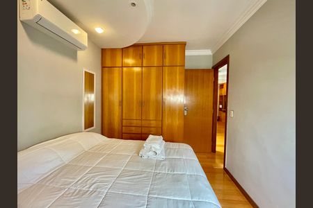 Apartamento para alugar com 63m², 2 quartos e 1 vaga