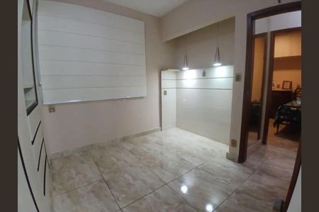 Suíte de apartamento para alugar com 2 quartos, 85m² em Santo Antônio, Belo Horizonte