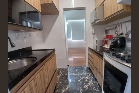 Apartamento para alugar com 85m², 2 quartos e 1 vaga Apartamento para alugar com 85m², 2 quartos e 1 vagaSala/Cozinha